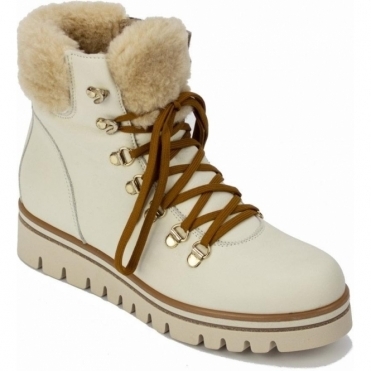 La Thuile Marie Womens Winter Boot in Off White